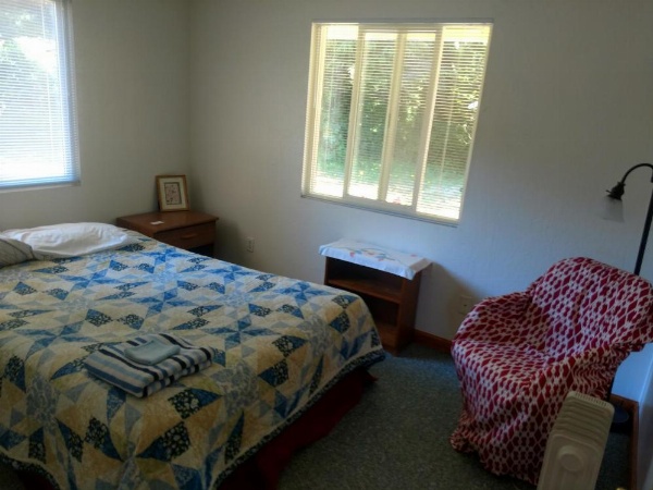 Lakeside Hostel & Guest House image 27